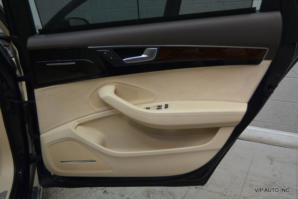 Used 2014 Audi A8 L TDI w/ Premium Package image 10