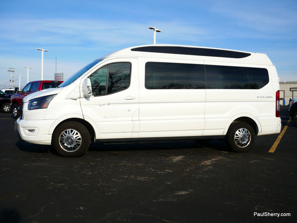 Used 2023 Ford Transit 150 Low Roof AWD image 14