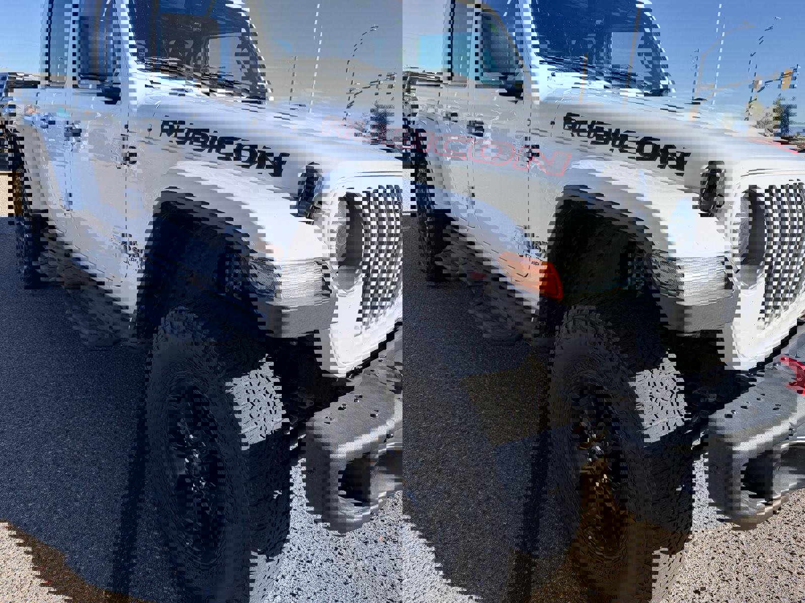 Used 2020 Jeep Gladiator Rubicon AWD/4WD image 16