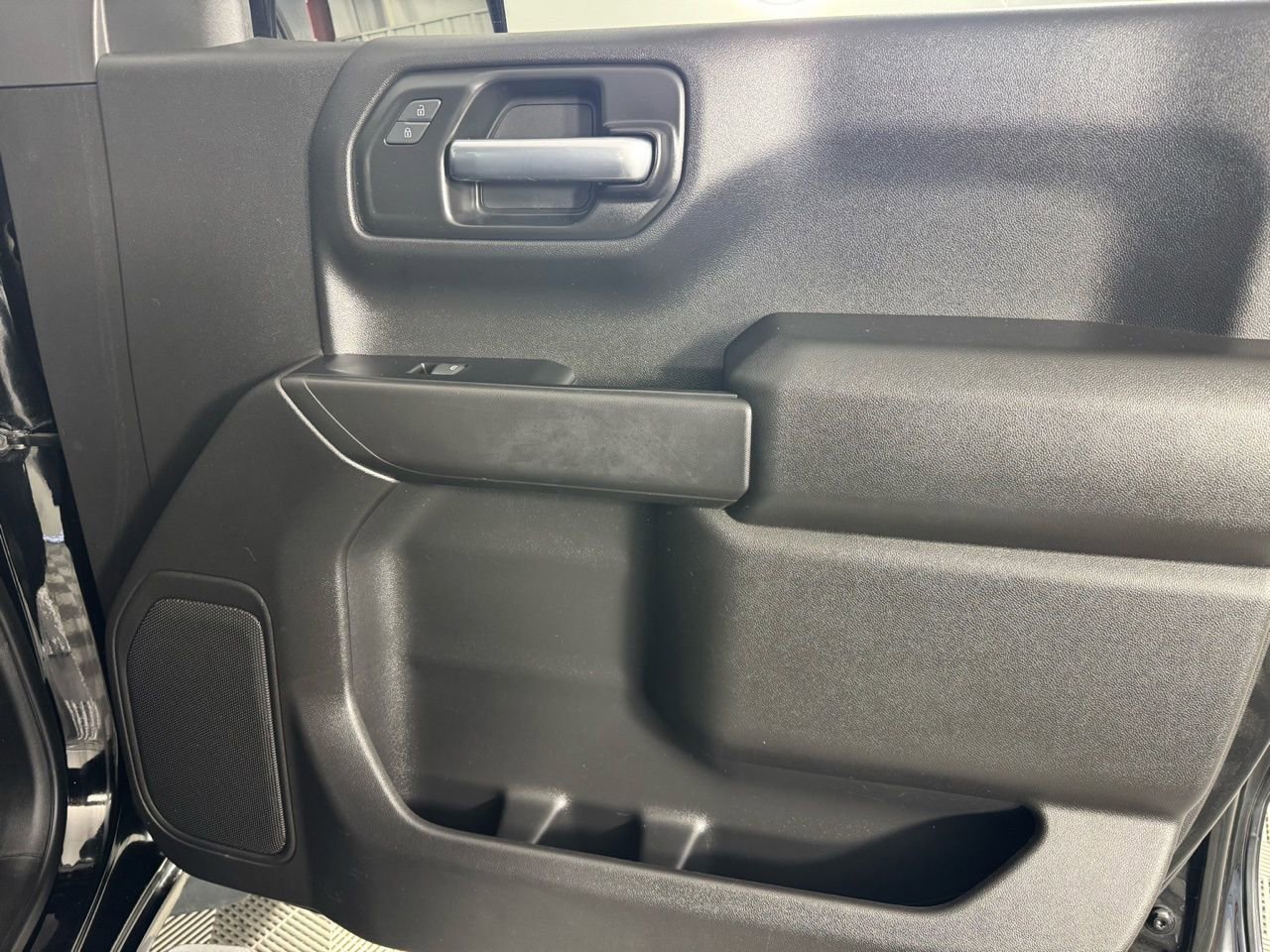 Used 2022 Chevrolet Silverado 1500 Custom Trail Boss image 28