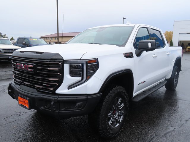 Used 2024 GMC Sierra 1500 AT4X image 3