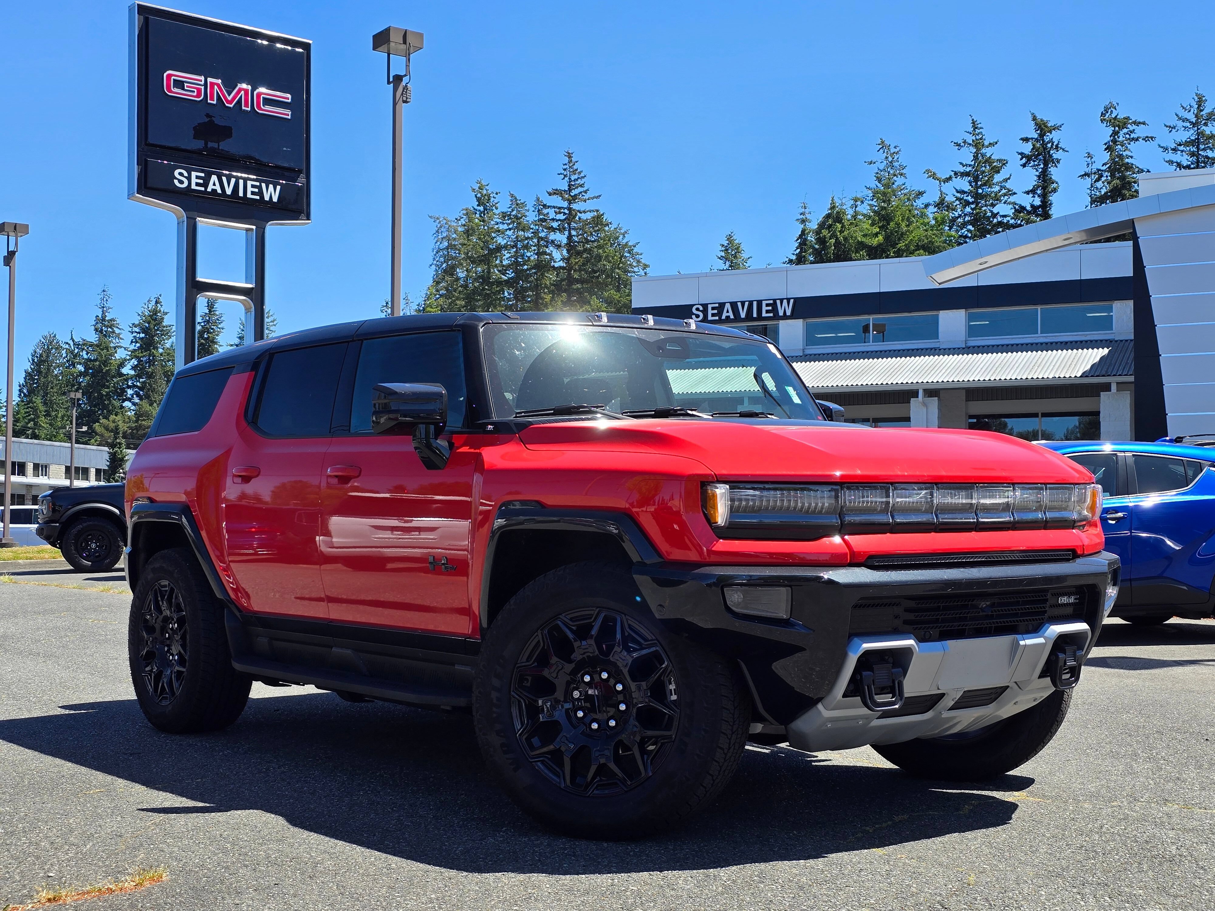 New 2026 GMC Hummer EV SUV w/ LPO, Dark Essentials Package AWD/4WD image 1