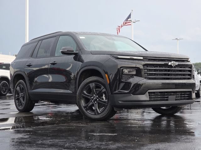 New 2027 Chevrolet Traverse LT w/ Midnight/Sport Edition FWD image 2