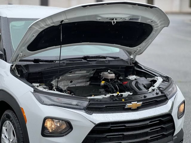 Used 2021 Chevrolet TrailBlazer LS FWD image 41
