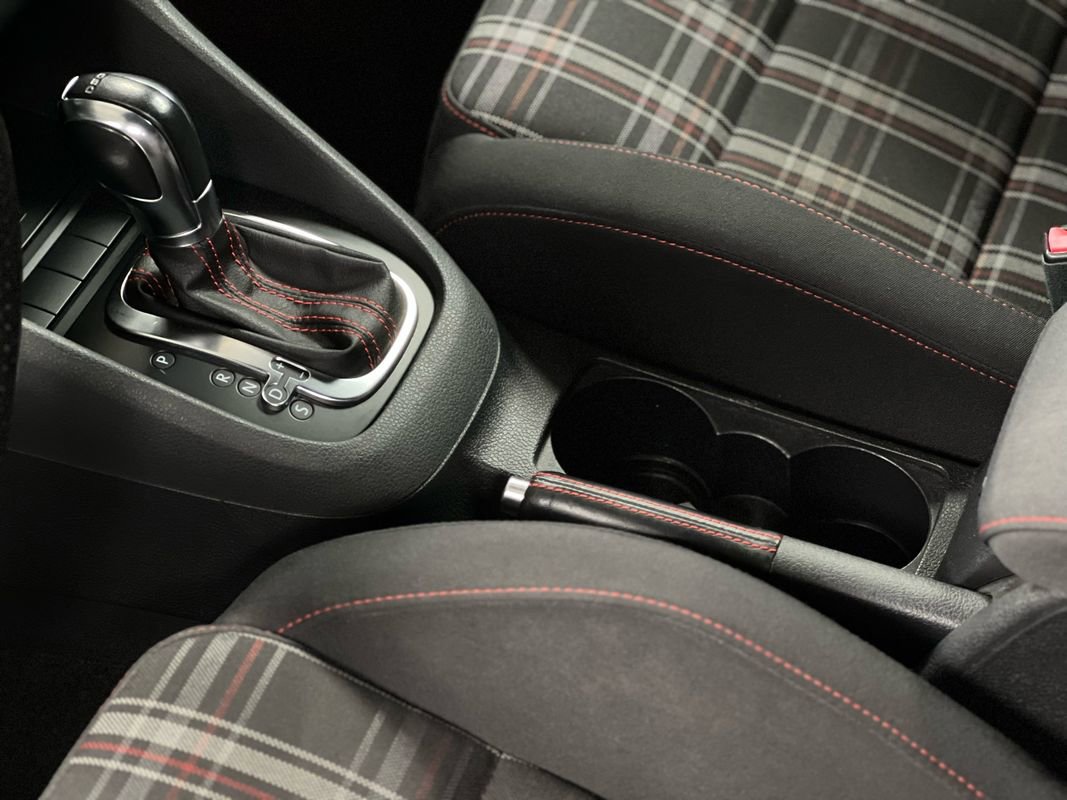 Used 2012 Volkswagen Golf 4-Door image 33