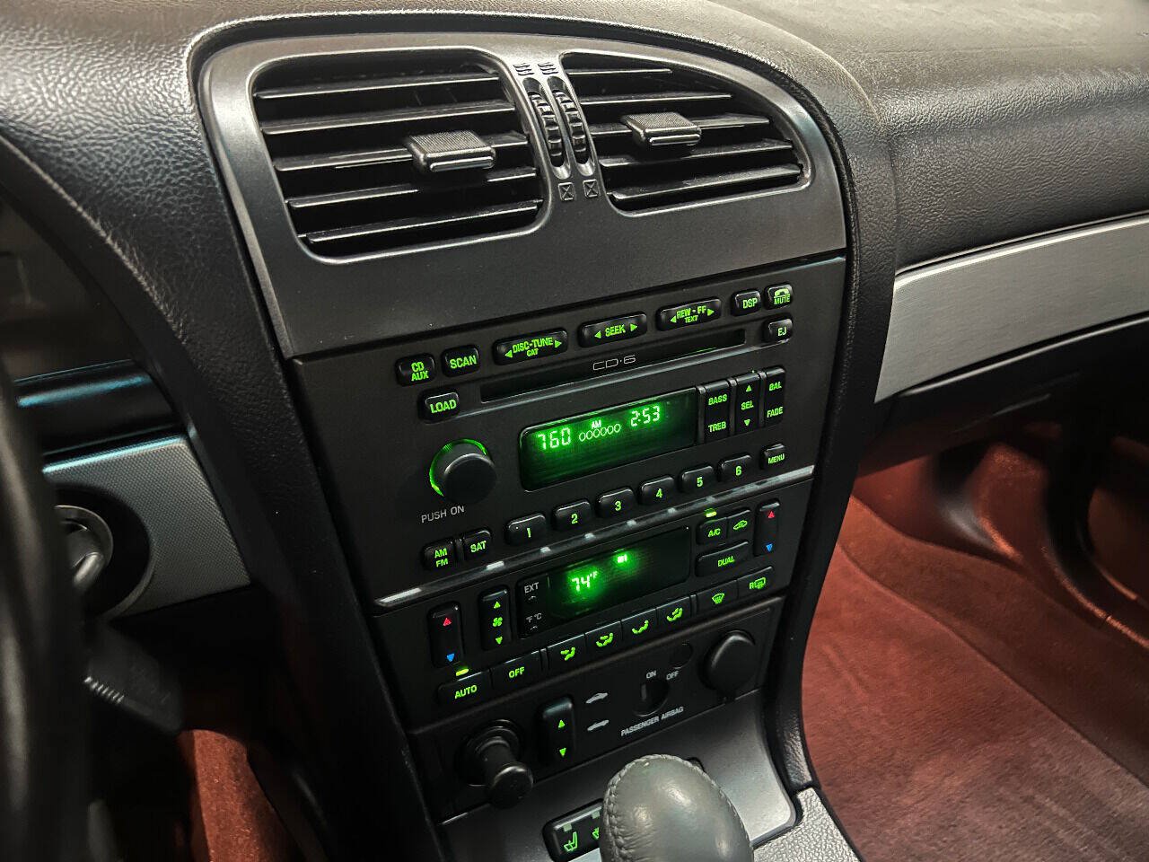 Used 2005 Ford Thunderbird RWD image 68