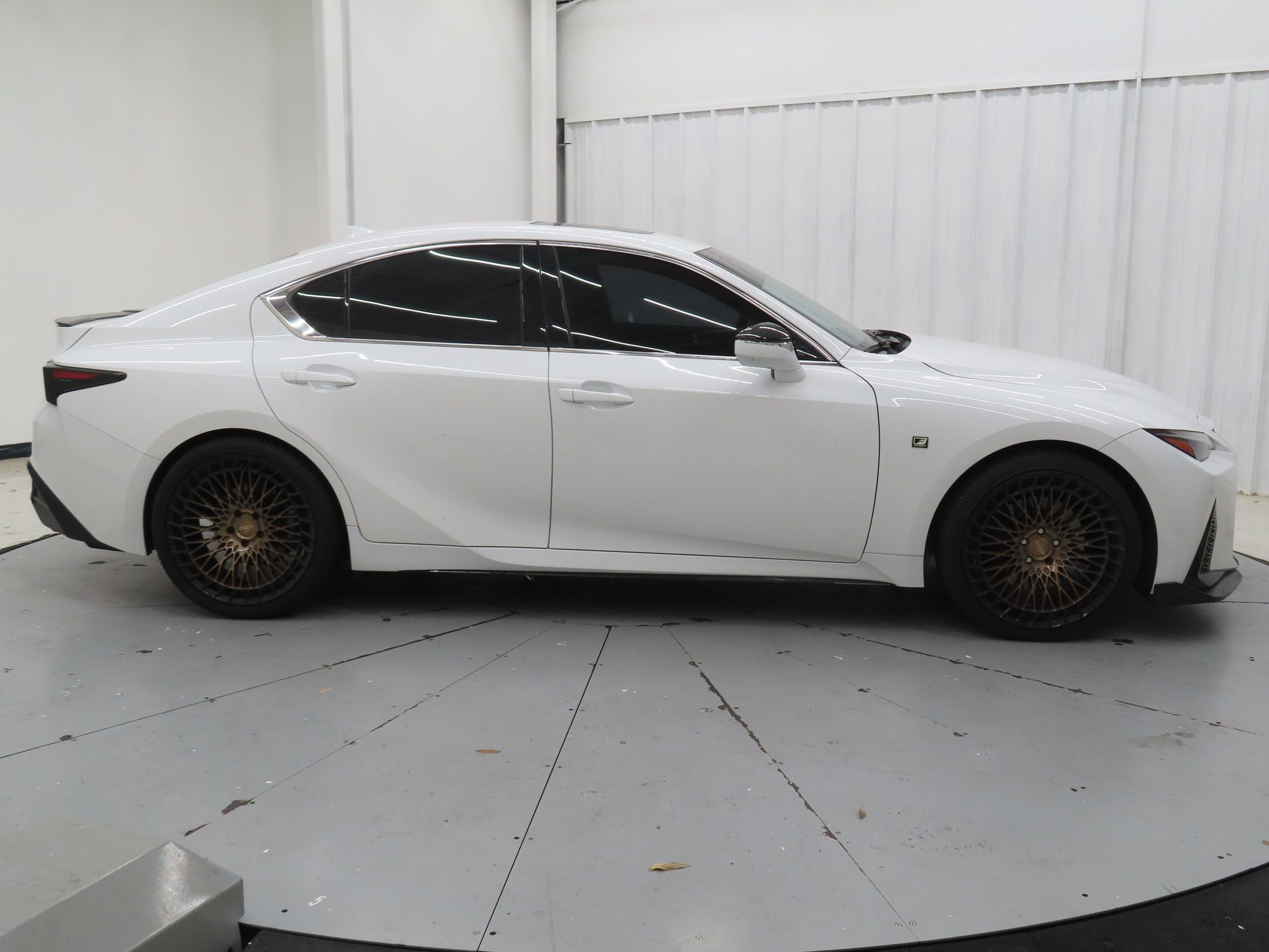 Used 2023 Lexus IS 350 F Sport RWD image 2