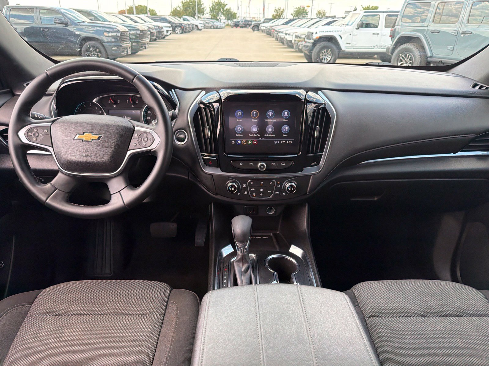 Used 2023 Chevrolet Traverse LT FWD image 19