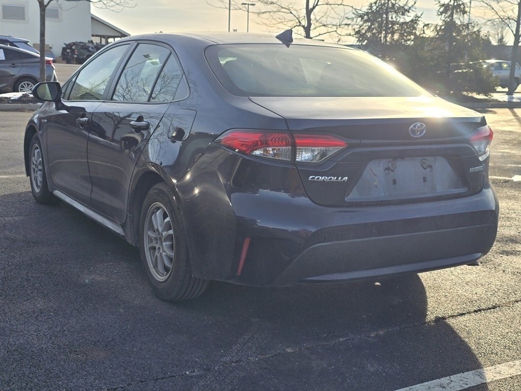 Used 2021 Toyota Corolla LE image 5
