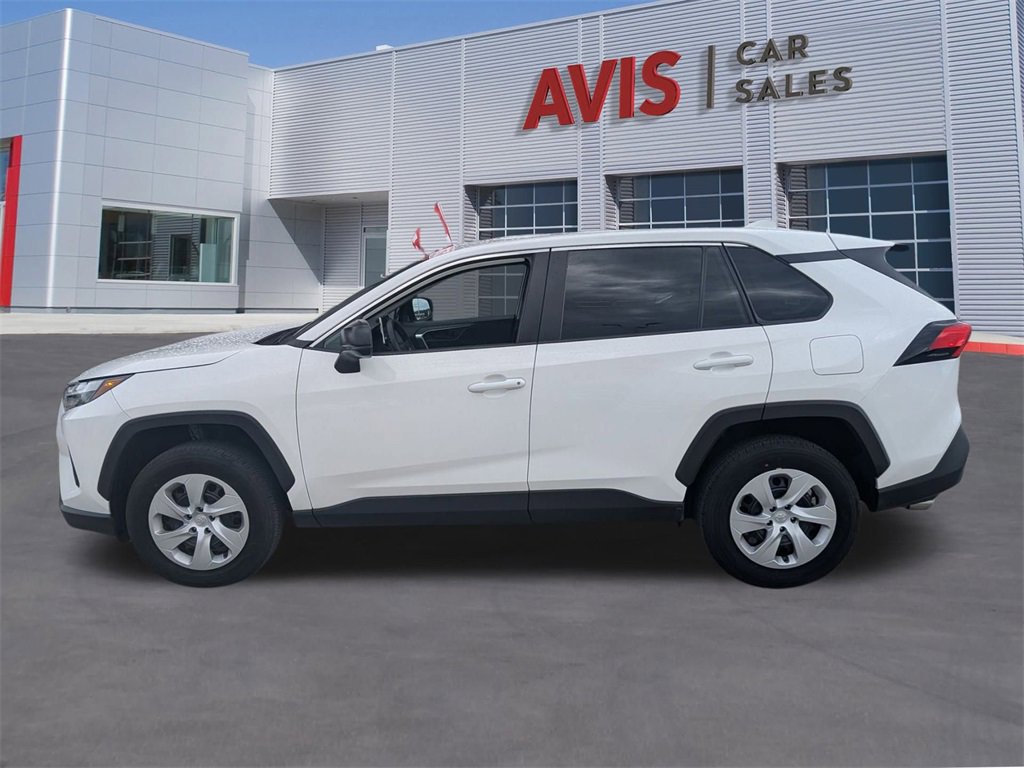 Used 2025 Toyota RAV4 LE image 10