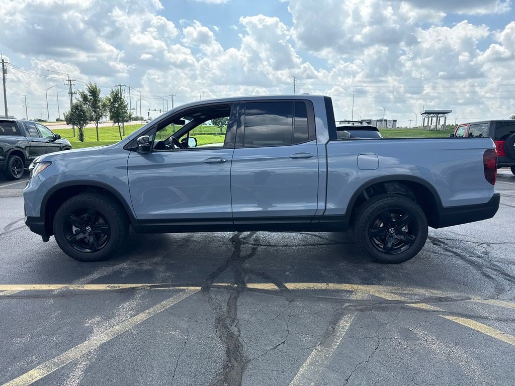 Certified 2023 Honda Ridgeline Black Edition image 9