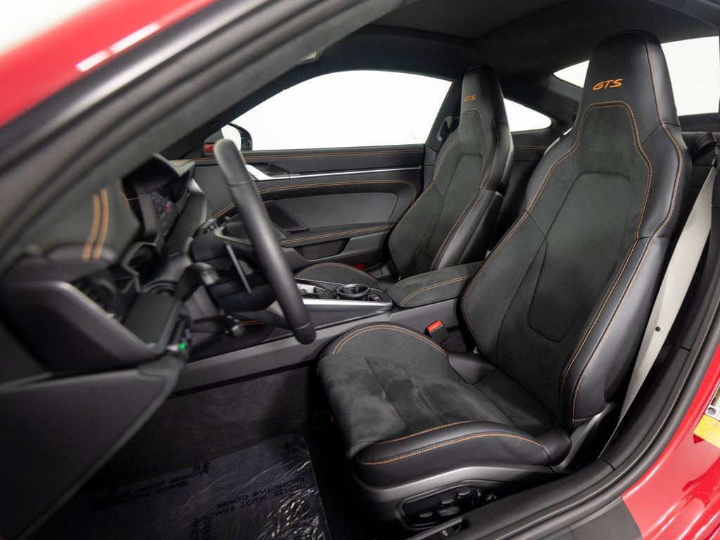 Certified 2026 Porsche 911 Carrera 4 GTS AWD/4WD image 5