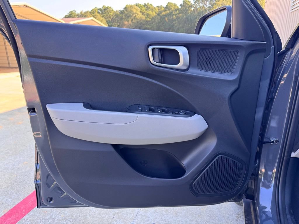 New 2026 Hyundai Venue SEL FWD image 21