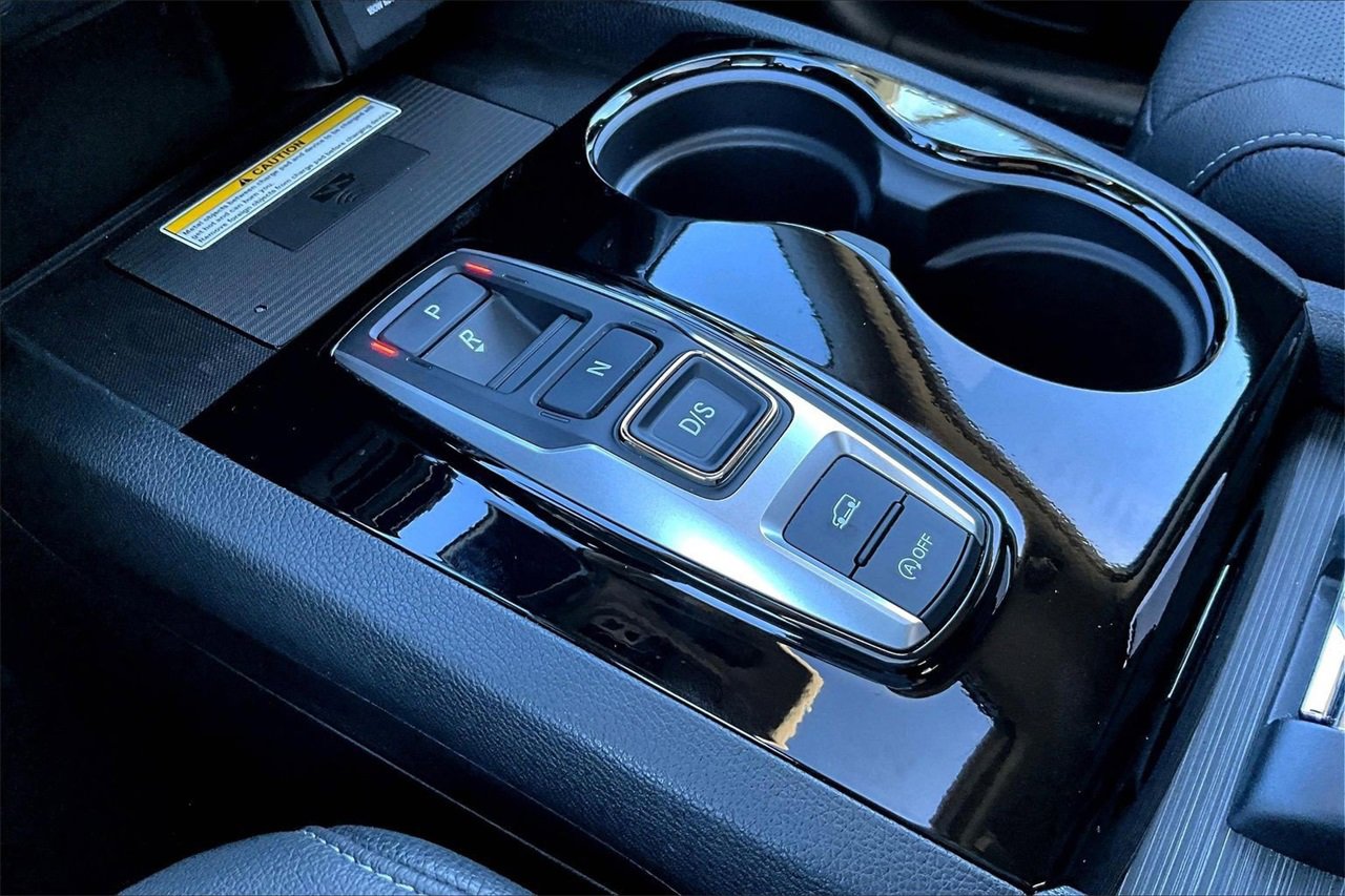 Used 2022 Honda Pilot Elite image 32