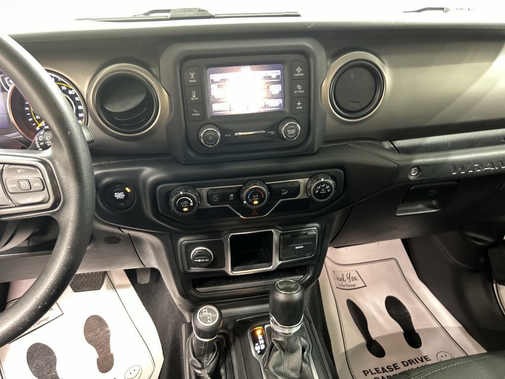 Used 2021 Jeep Wrangler Unlimited Sport AWD/4WD image 18