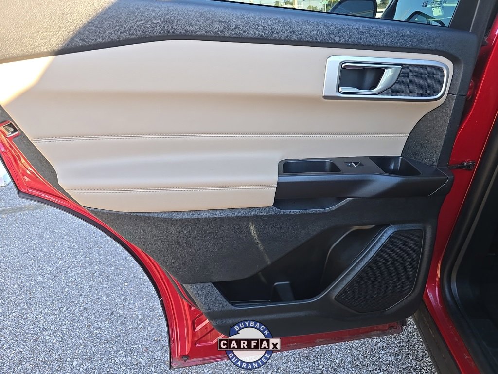 Used 2020 Ford Explorer XLT w/ Equipment Group 202A image 32