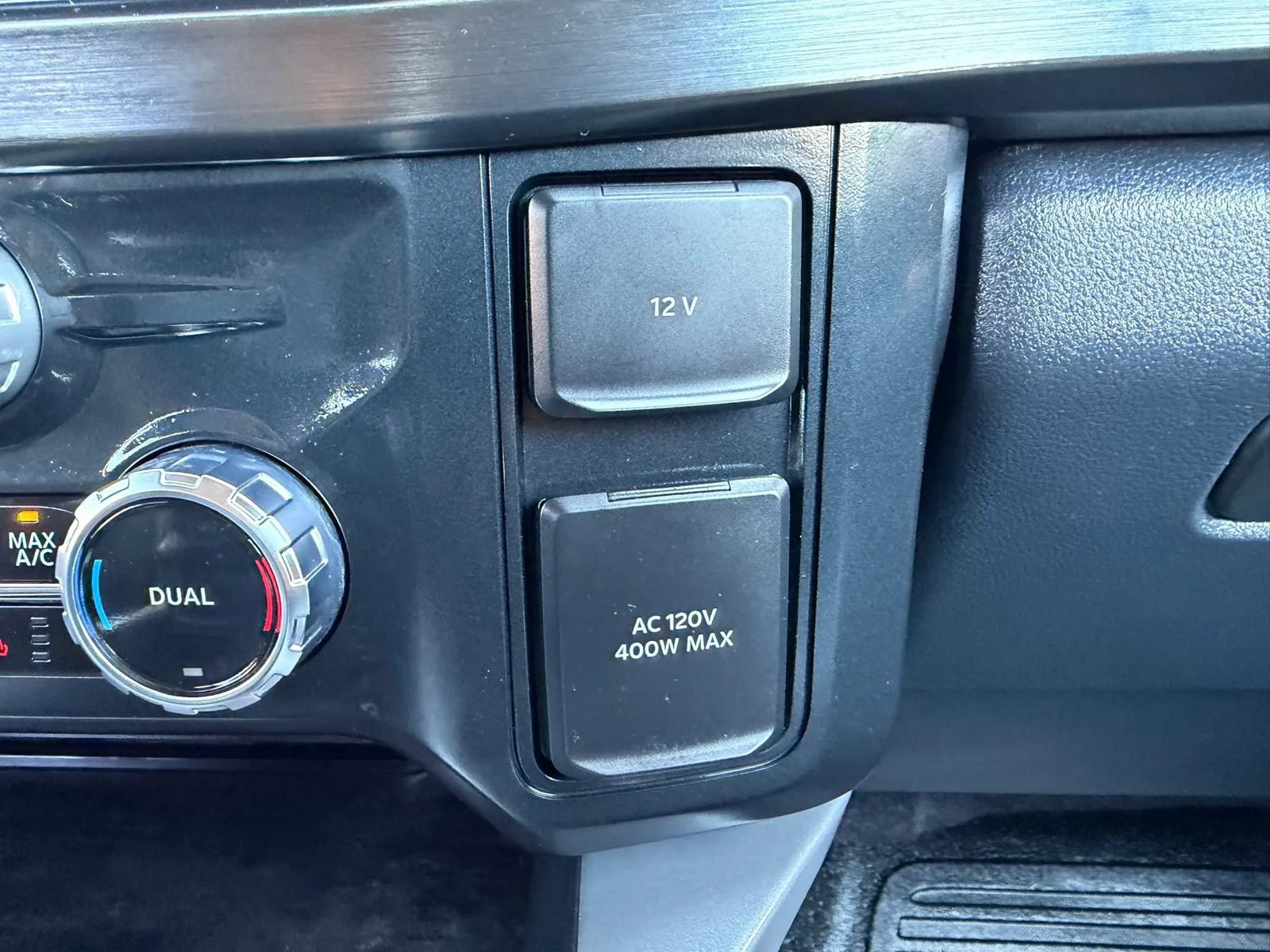 Used 2024 Ford F250 Lariat AWD/4WD image 22