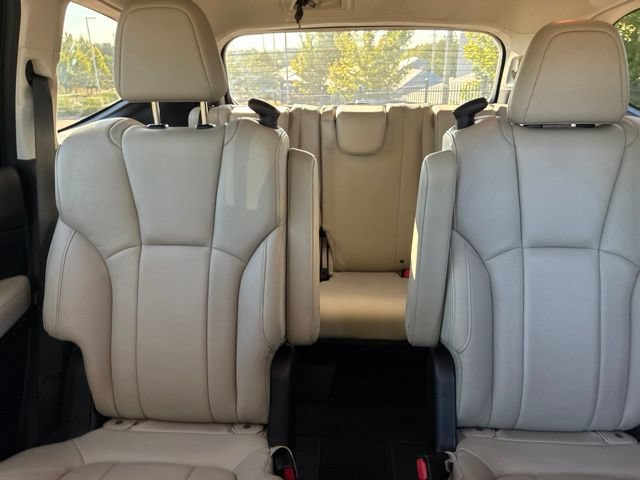 Used 2019 Subaru Ascent Limited AWD/4WD image 18