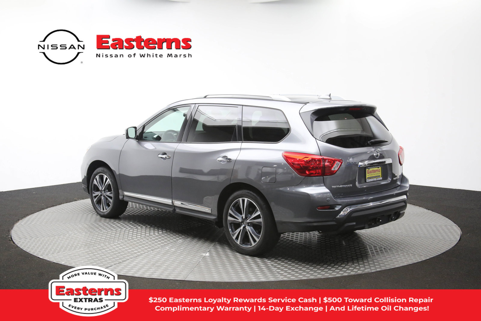 Used 2020 Nissan Pathfinder Platinum AWD/4WD image 67