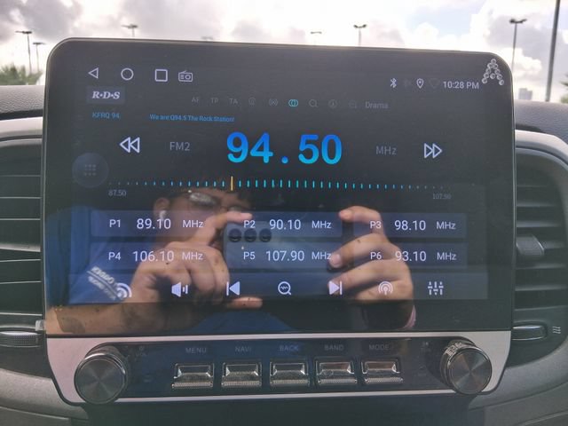 Used 2019 RAM 1500 Express AWD/4WD image 11