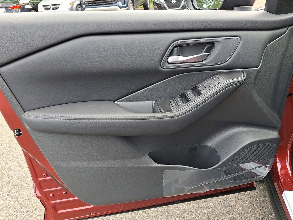 New 2026 Nissan Rogue SV image 9