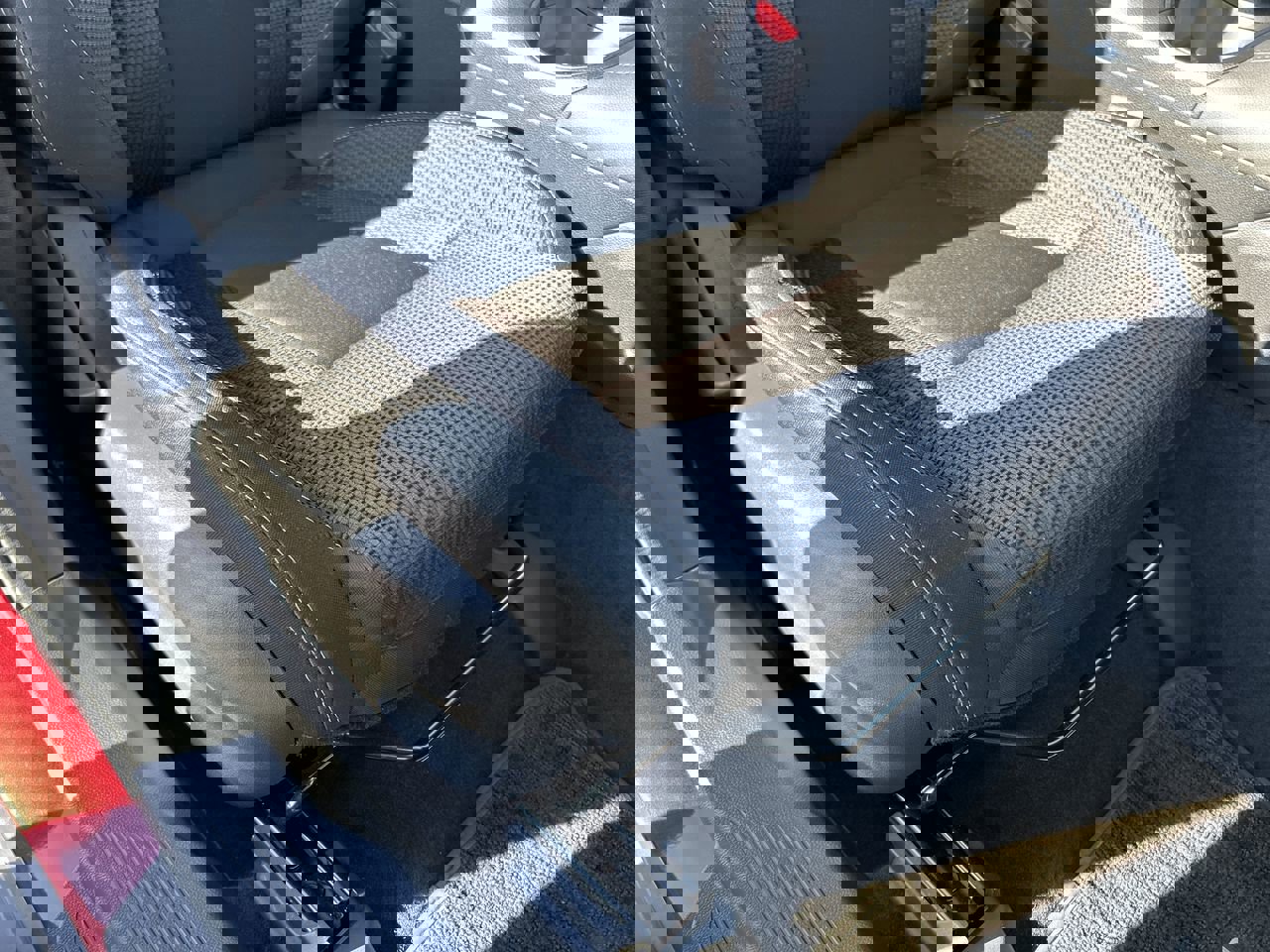 Used 2025 Subaru Outback Premium w/ Popular Package #1A image 14