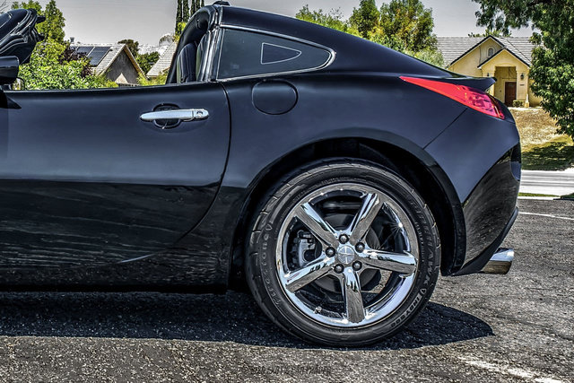 Used 2009 Pontiac Solstice GXP w/ Premium Package RWD image 5