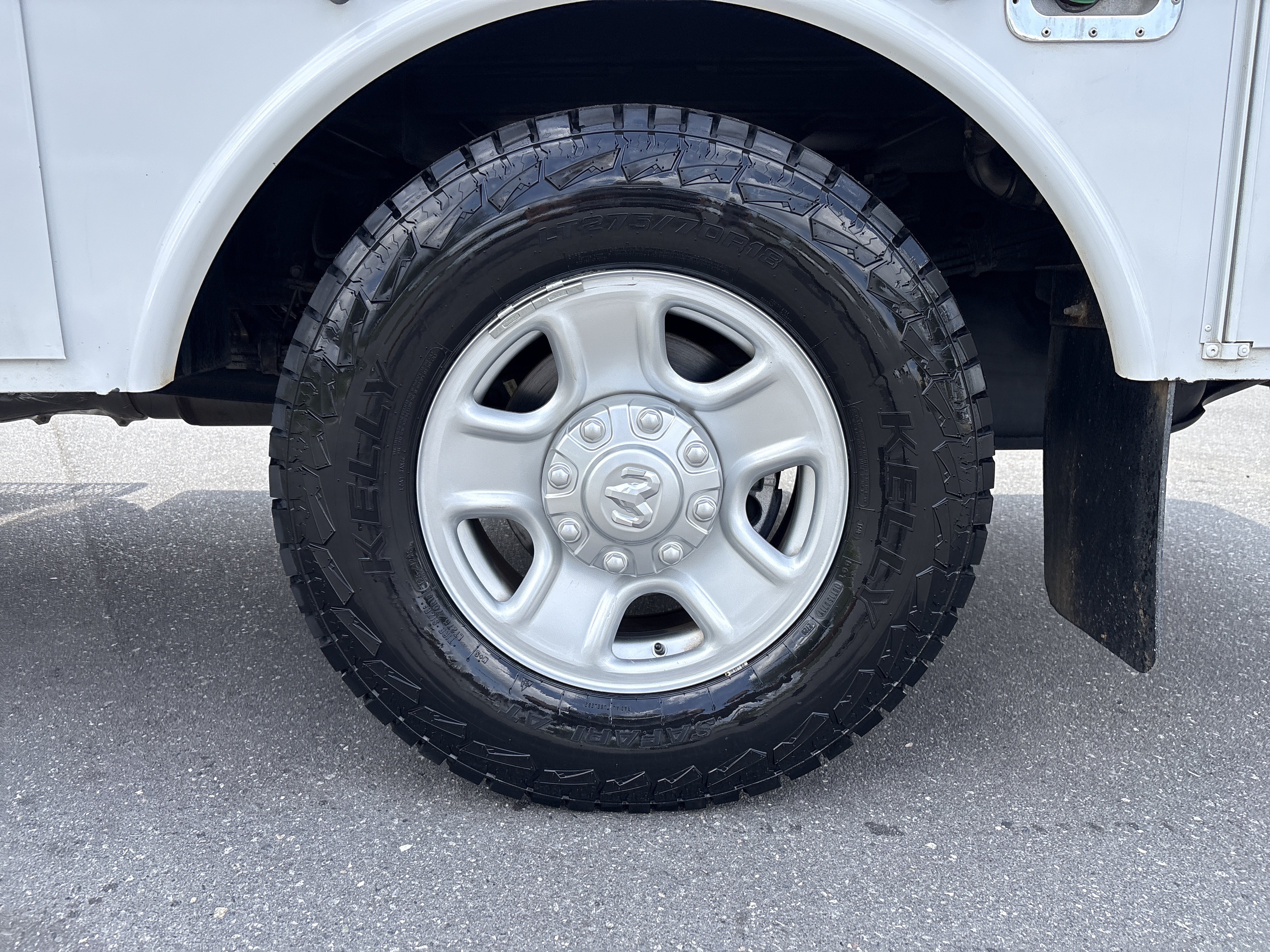 Used 2024 RAM 3500 Tradesman w/ Safety Group AWD/4WD image 14