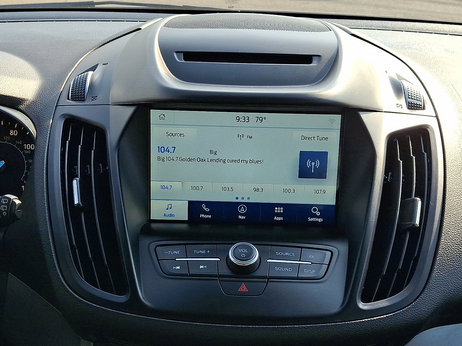 Used 2018 Ford Escape SEL FWD image 16