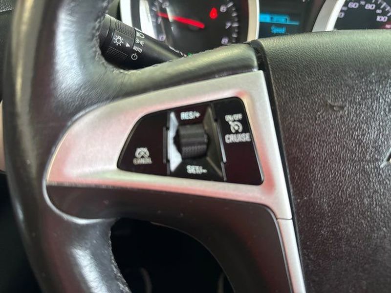 Used 2017 Chevrolet Equinox LT w/ Convenience Package image 14