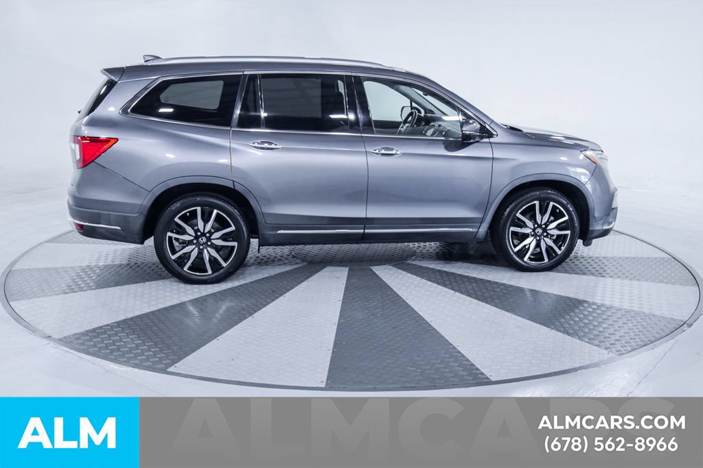 Used 2020 Honda Pilot Touring image 11