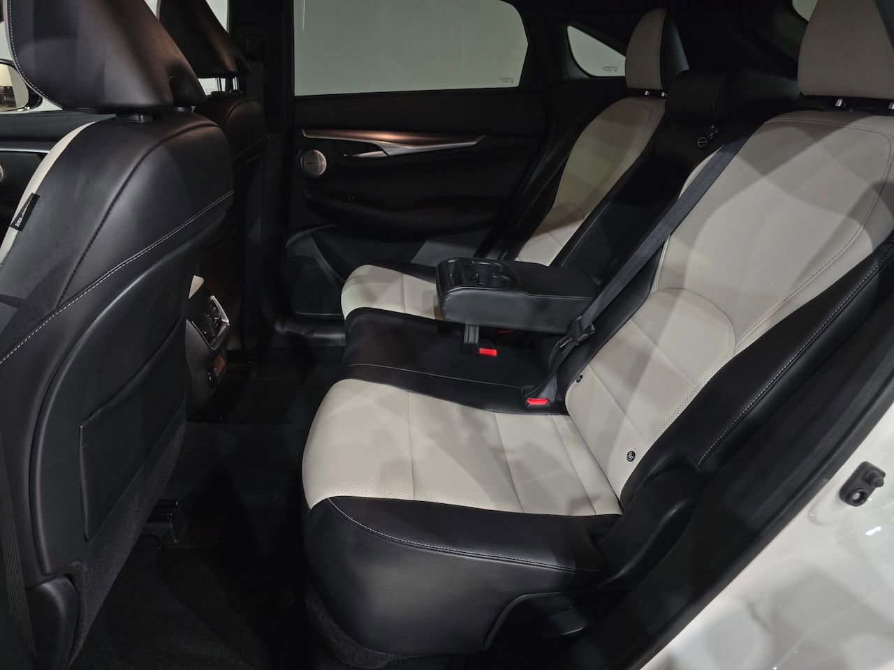 Used 2022 INFINITI QX55 Essential w/ Proassist Package image 37