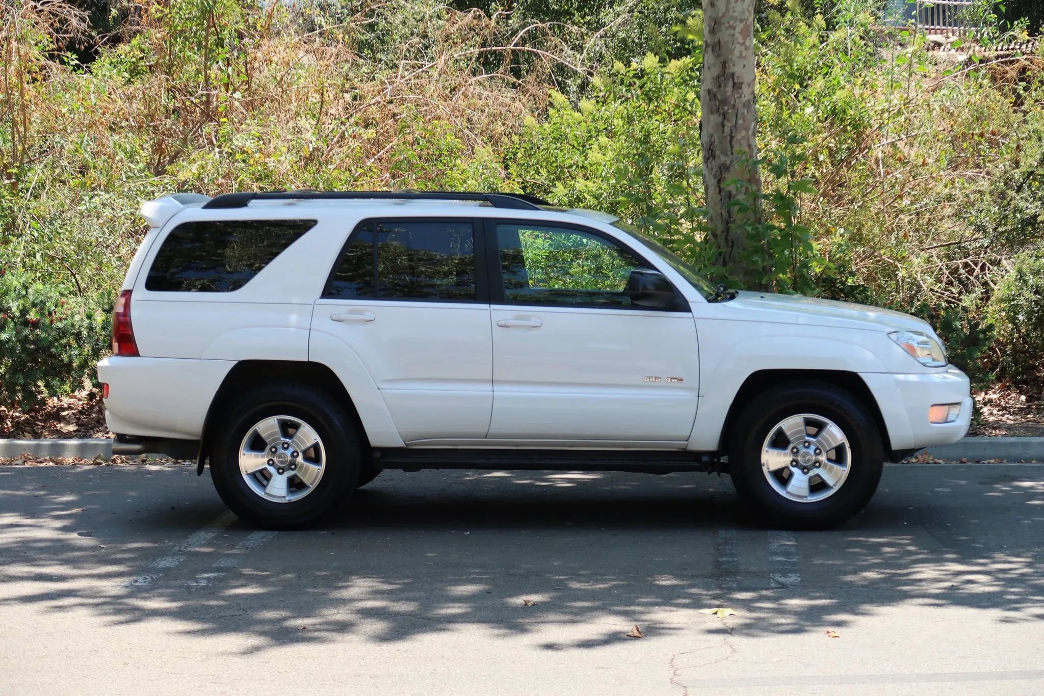 Used 2005 Toyota 4Runner Sport AWD/4WD image 9