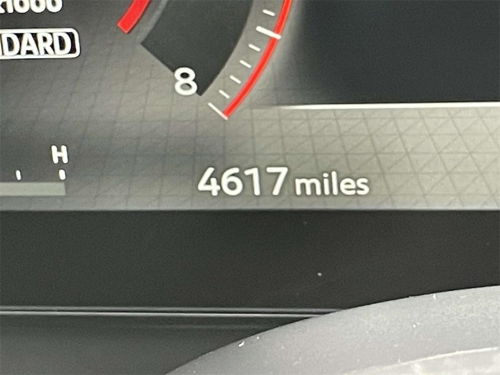 Certified 2025 Nissan Kicks SR w/ Illumination Package image 25