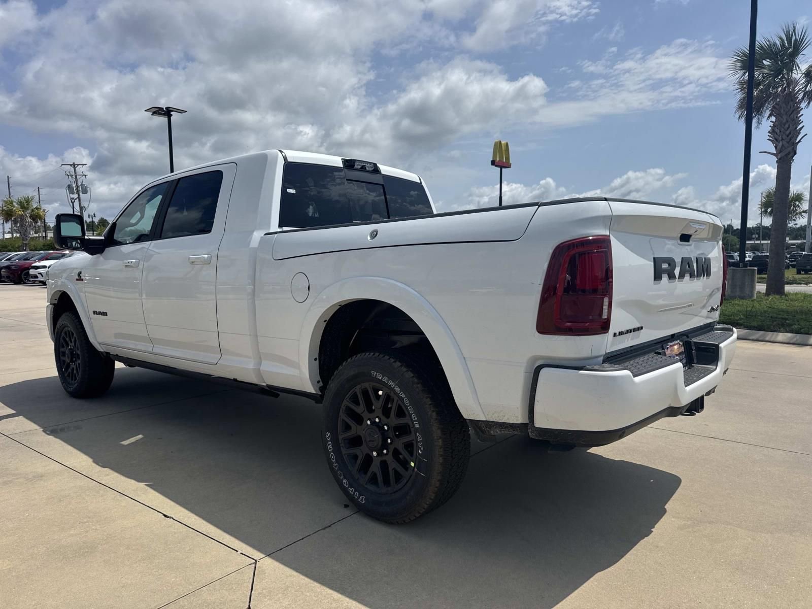 New 2026 RAM 2500 Limited AWD/4WD image 5