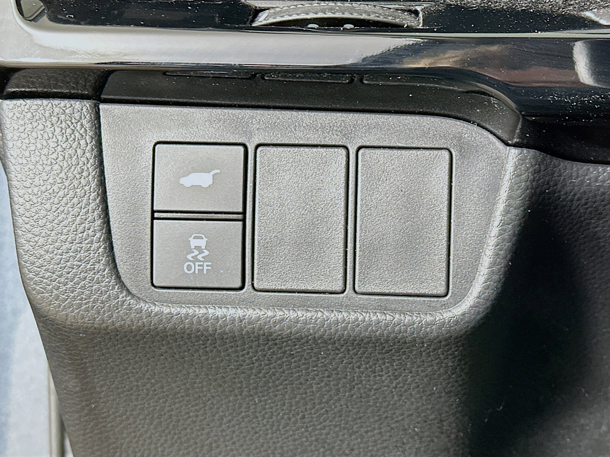 Used 2025 Honda CR-V EX-L image 17