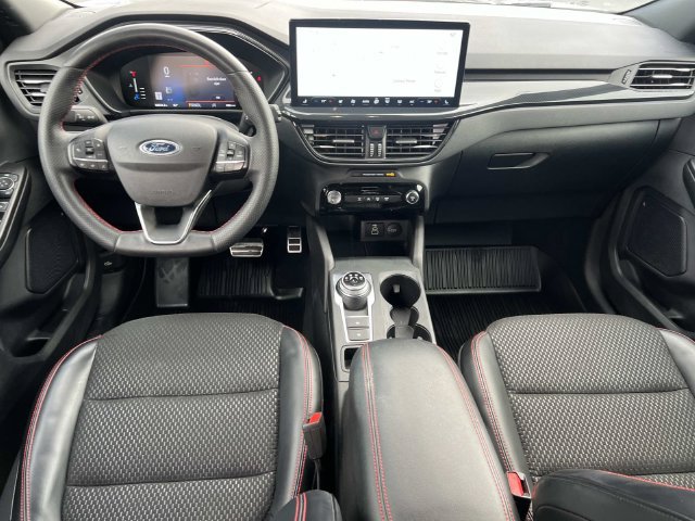Certified 2024 Ford Escape ST-Line w/ Tech Pack #1 AWD/4WD image 15