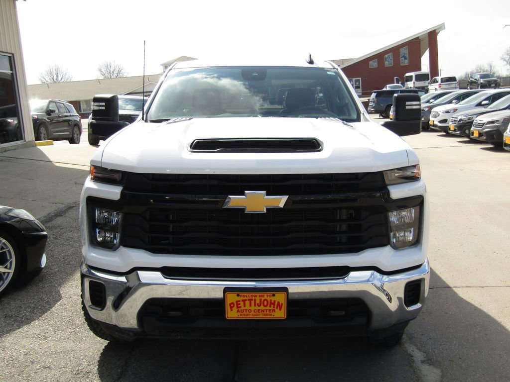 Used 2025 Chevrolet Silverado 2500 W/T w/ WT Convenience Package image 13