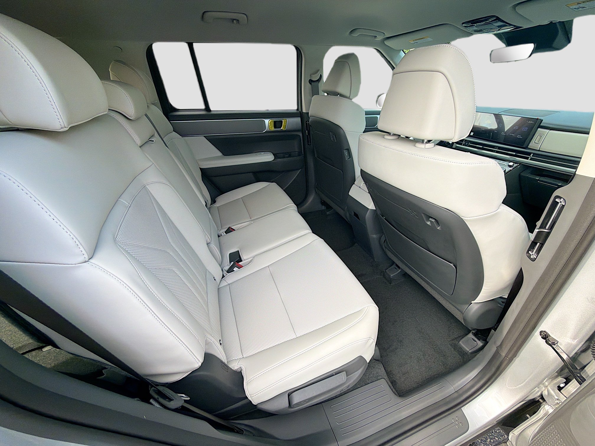 New 2026 Hyundai Santa Fe SEL FWD image 19