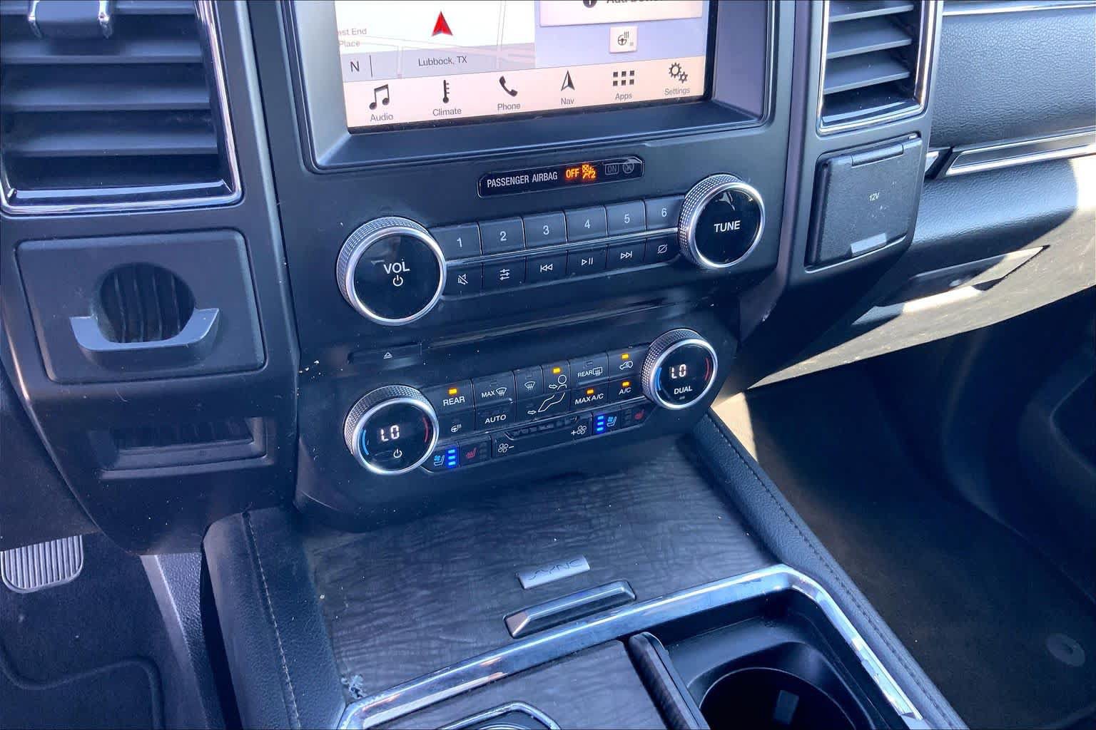 Used 2018 Ford Expedition Max Limited RWD image 34