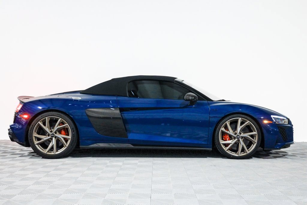 Used 2023 Audi R8 V10 performance AWD/4WD image 3