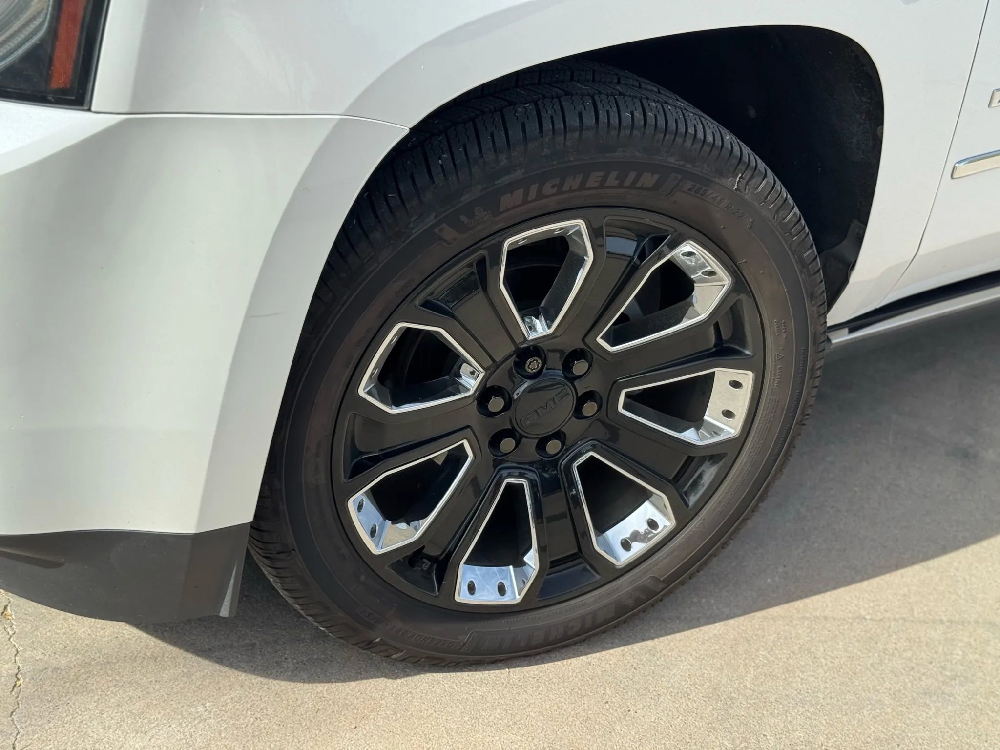 Used 2019 GMC Yukon XL Denali w/ Denali Ultimate Package image 57