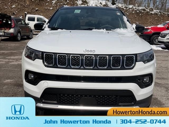 Used 2023 Jeep Compass Limited AWD/4WD image 10