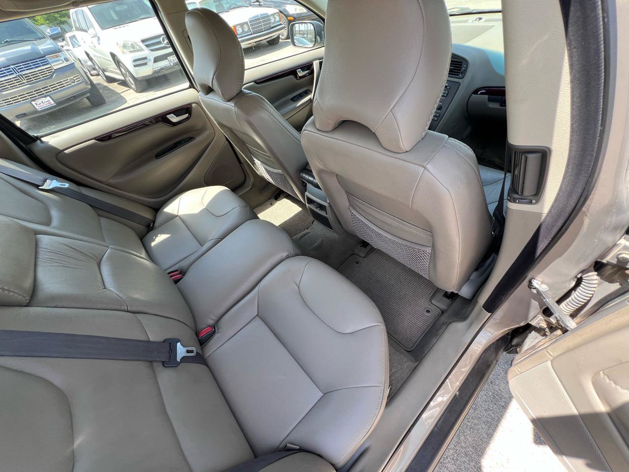 Used 2002 Volvo V70 Cross Country AWD/4WD image 44