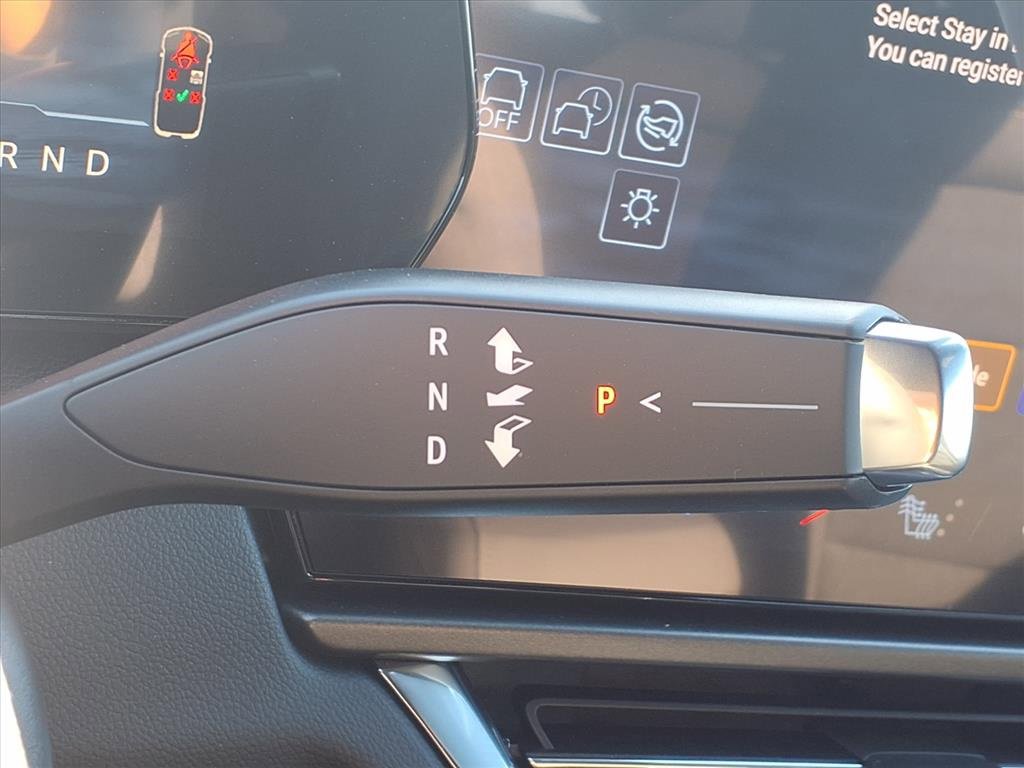 New 2026 Chevrolet Equinox EV LT image 9