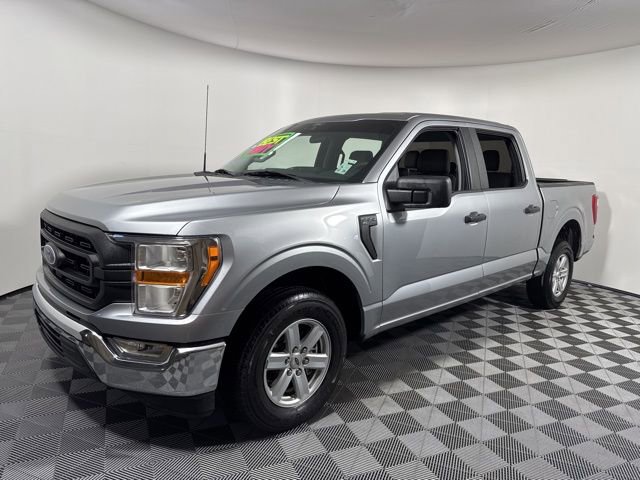 Used 2021 Ford F150 XL w/ Trailer Tow Package image 2