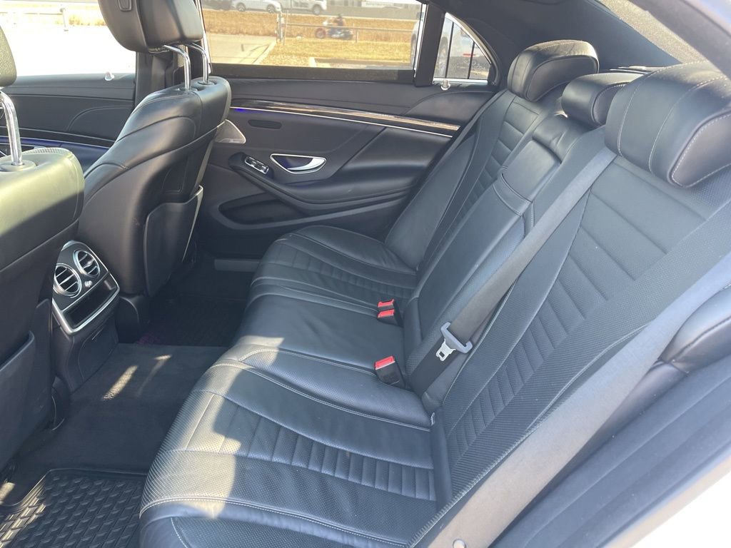 Used 2019 Mercedes-Benz S 560 4MATIC Sedan image 16