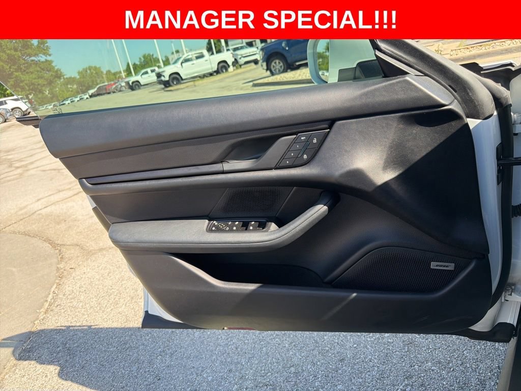 Used 2022 Porsche Taycan RWD image 29