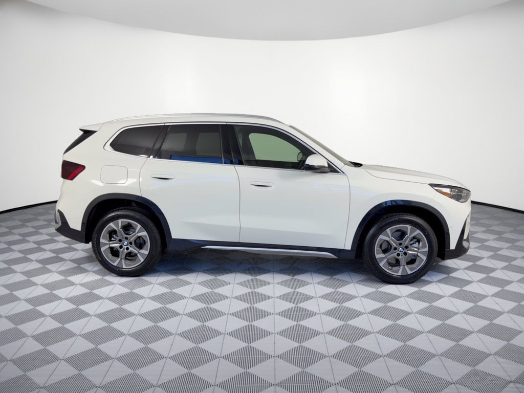 New 2027 BMW X1 xDrive28i AWD/4WD image 8
