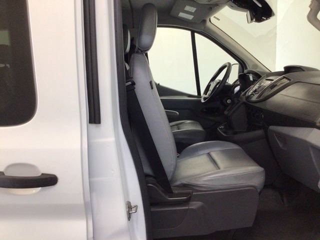 Used 2019 Ford Transit 150 XL RWD image 7